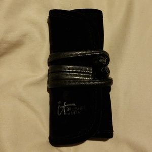 it cosmetics brushes